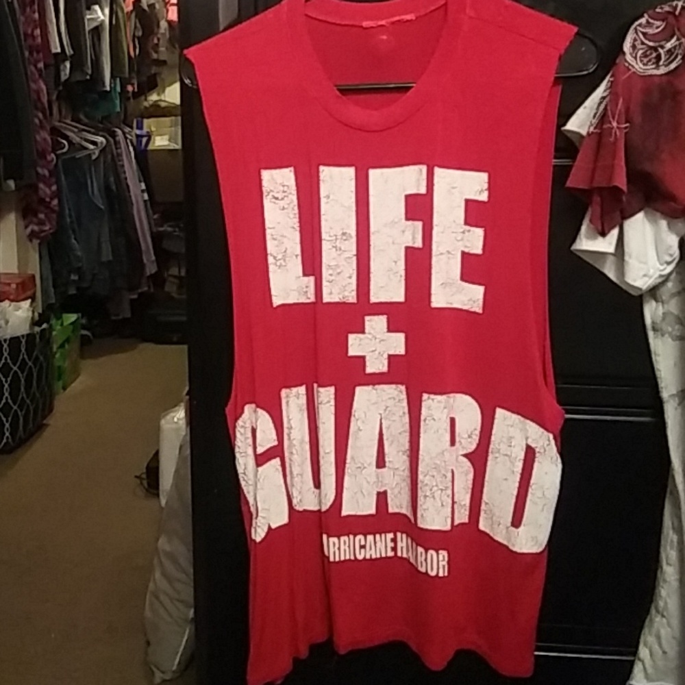 Womens Six Flags Large top